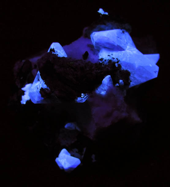 Benitoite, Neptunite, Natrolite from Benitoite Gem Mine, New Idria District, San Benito County, California (Type Locality for Benitoite)