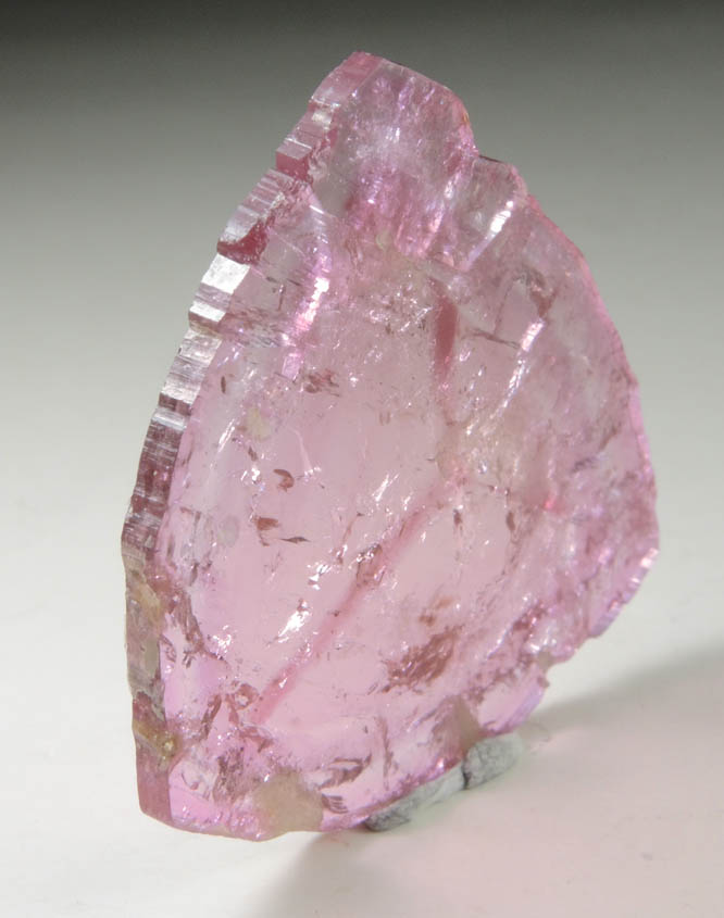 Elbaite var. Rubellite Tourmaline from Malchanskoye (Malkhan) pegmatite field, Chitinskaya Oblast', Transbaikalia, Siberia, Russia