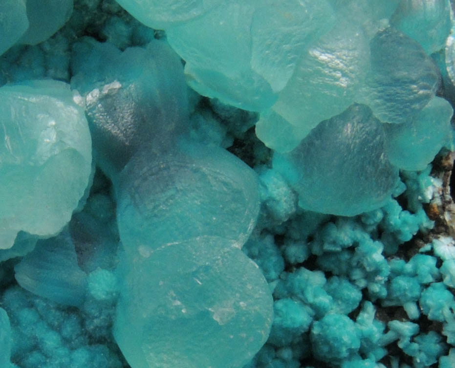 Smithsonite on Rosasite from Kelly Mine, Magdalena District, Socorro County, New Mexico