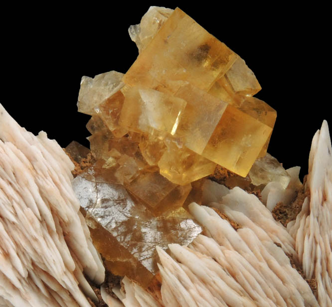 Fluorite on Barite from Sidi Ayed, Boulemane Province, Fs-Boulemane, Morocco