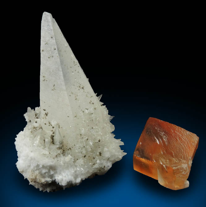 Calcite (two habits) from Prospect Park Quarry, Prospect Park, Passaic County, New Jersey
