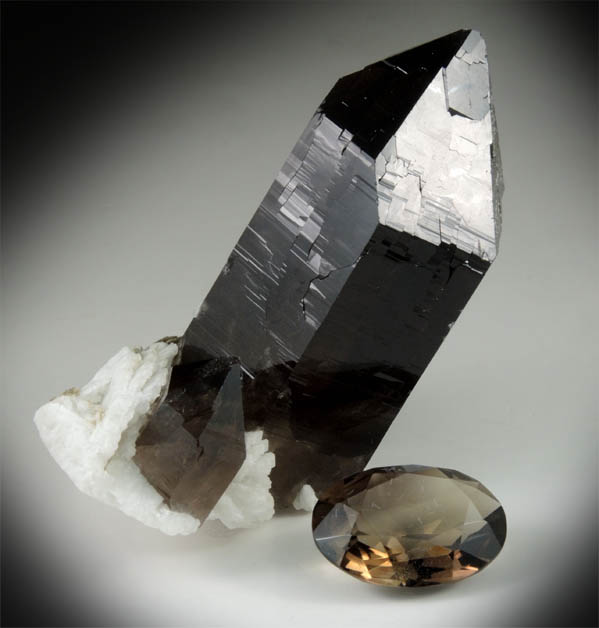 Quartz var. Smoky Quartz with 10 carat faceted gemstone from Moat Mountain, west of North Conway, Carroll County, New Hampshire