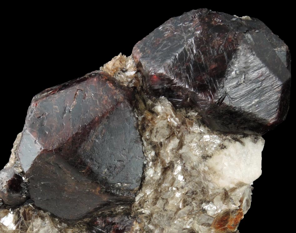 Almandine Garnet from Hedgehog Hill, Peru, Oxford County, Maine