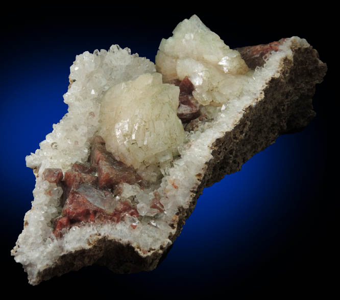 Heulandite, Chabazite, Quartz from New Street Quarry, Paterson, Passaic County, New Jersey