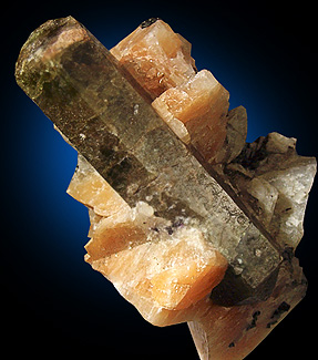Fluorapatite in Calcite from Yates Mine, Otter Lake, Pontiac County, Québec, Canada