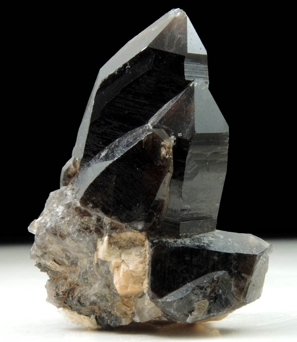 Quartz var. Smoky Quartz (Dauphin Law Twins) on Microcline from Butte District, Silver Bow County, Montana