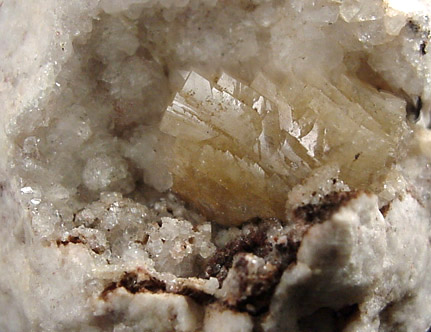 Heulandite-Ca on Quartz from Amethyst Cove, Kings County, Nova Scotia, Canada