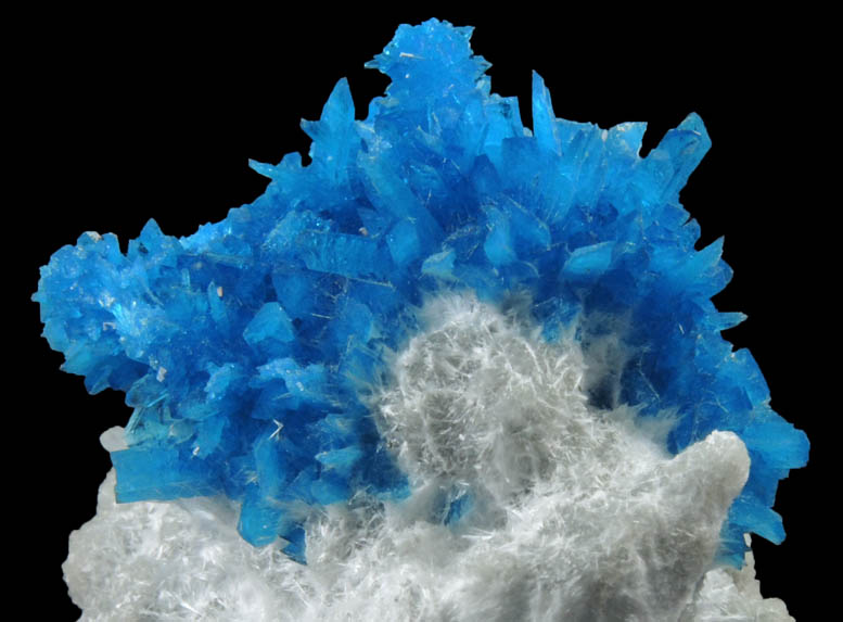 Pentagonite on Stilbite coated with Mordenite from Wagholi Quarry, Maharashtra, India