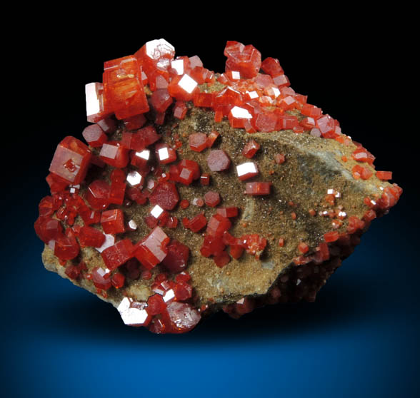 Vanadinite from Apache Mine (Vanadium Shaft), 8 km north of Globe, Gila County, Arizona