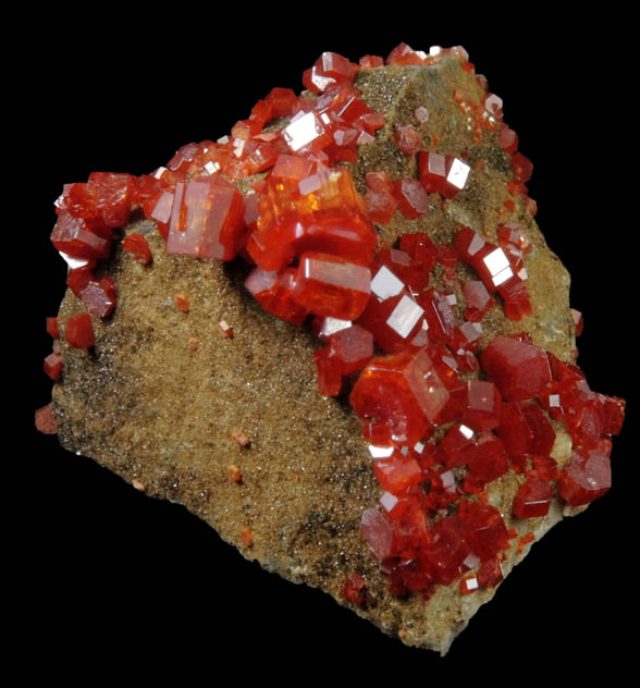 Vanadinite from Apache Mine (Vanadium Shaft), 8 km north of Globe, Gila County, Arizona