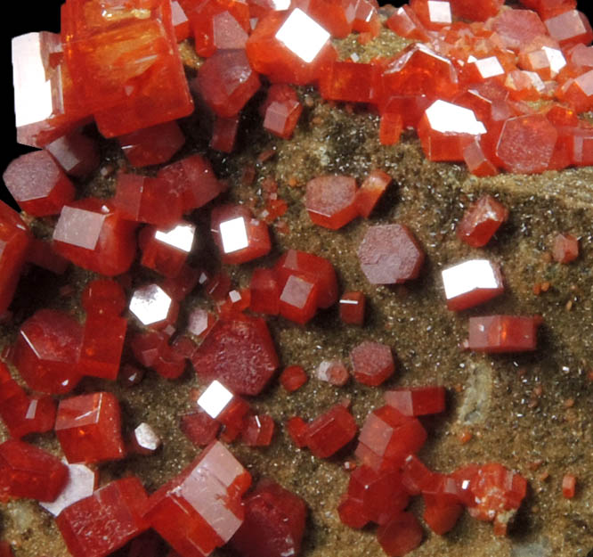 Vanadinite from Apache Mine (Vanadium Shaft), 8 km north of Globe, Gila County, Arizona