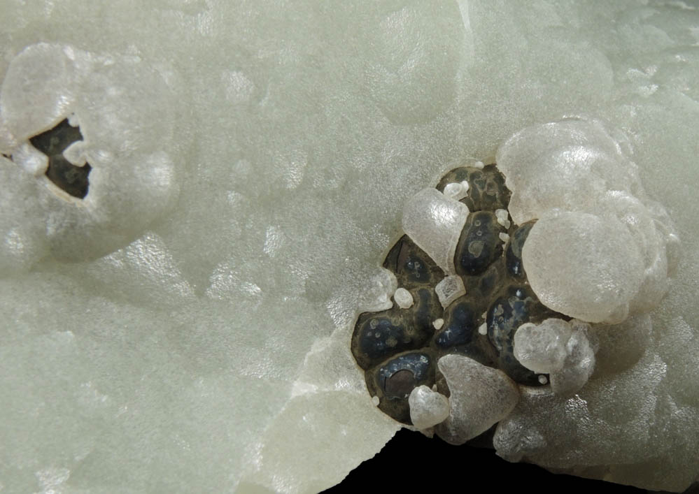 Smithsonite over Goethite-Hematite from Santa Eulalia District, Aquiles Serdn, Chihuahua, Mexico