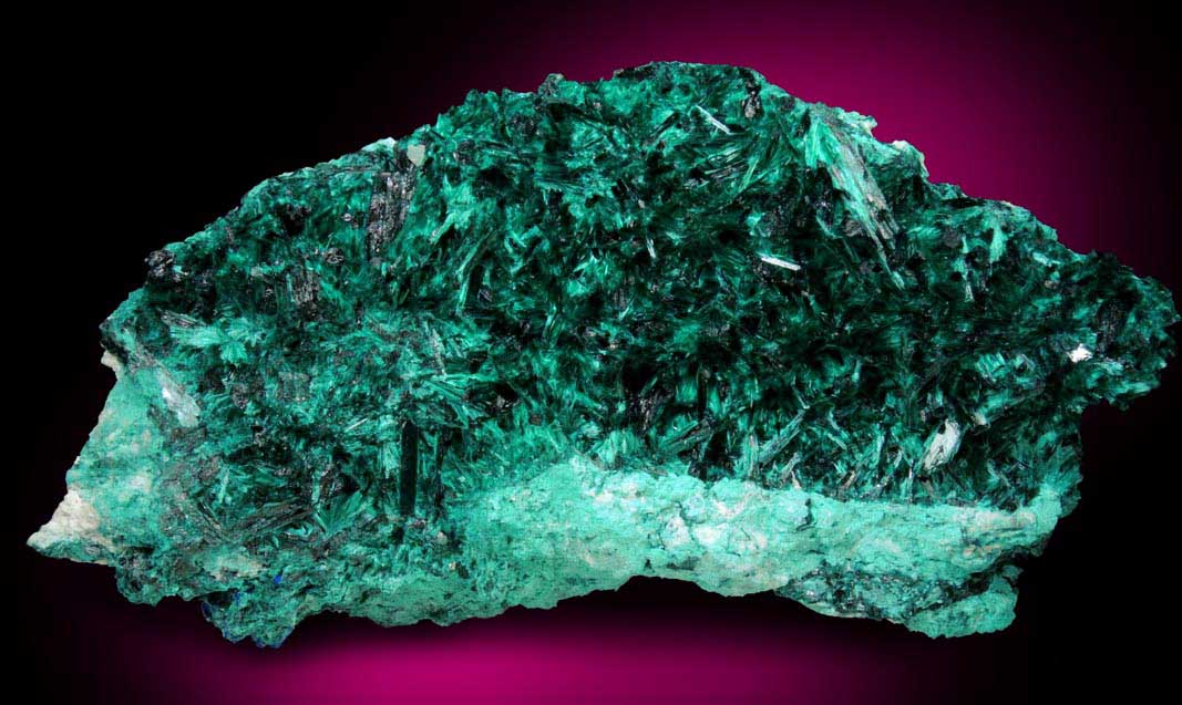 Brochantite from Milpillas Mine, Cuitaca, Sonora, Mexico