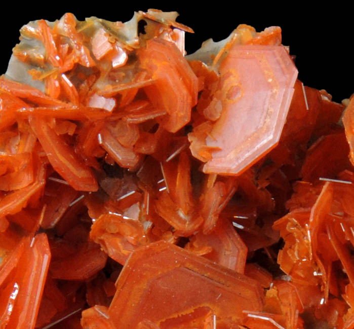 Wulfenite on Calcite from Jianshan Mine, Kuruktag Mountains, 300 km southeast of rmqi, Shanshan County, Xinjiang Uygur Region, China