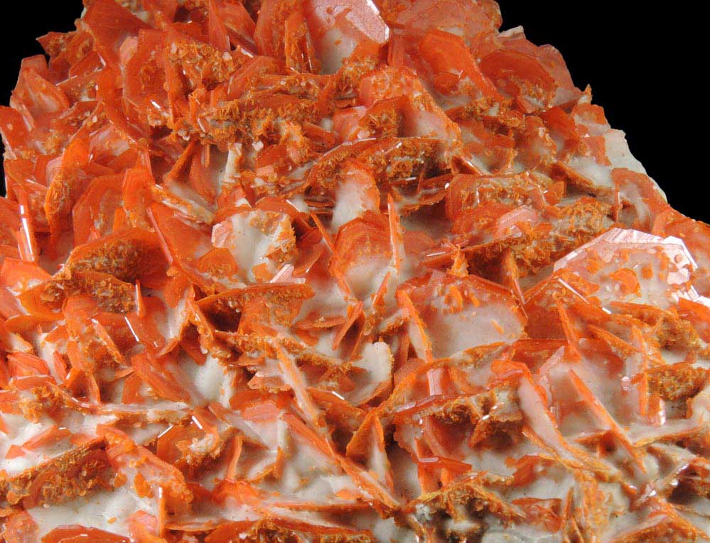 Wulfenite on Calcite from Jianshan Mine, Kuruktag Mountains, 300 km southeast of rmqi, Shanshan County, Xinjiang Uygur Region, China