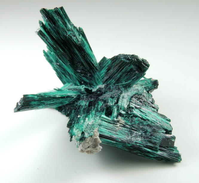 Brochantite from Milpillas Mine, Cuitaca, Sonora, Mexico