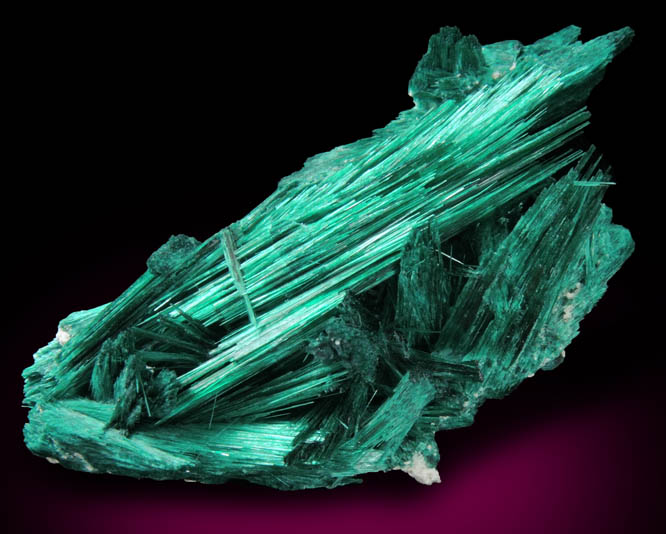 Brochantite from Milpillas Mine, Cuitaca, Sonora, Mexico