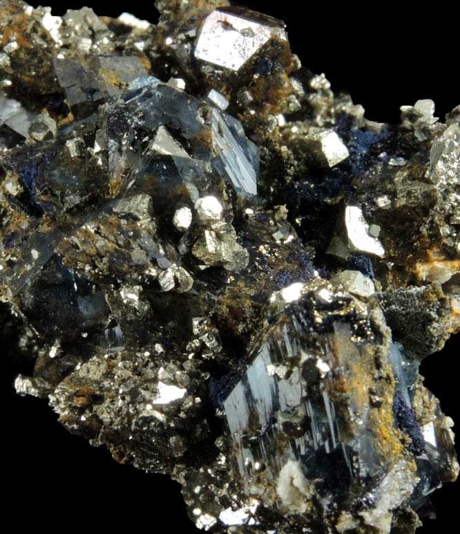 Scorodite and Pyrite from Hezhou, Guangxi Zhuang, China