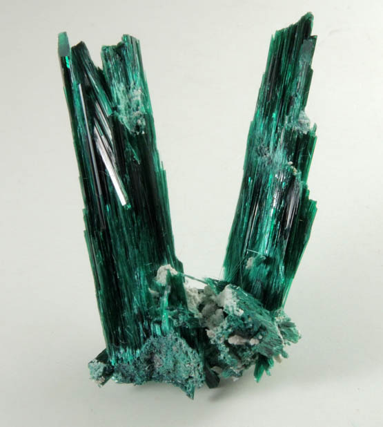 Brochantite from Milpillas Mine, Cuitaca, Sonora, Mexico