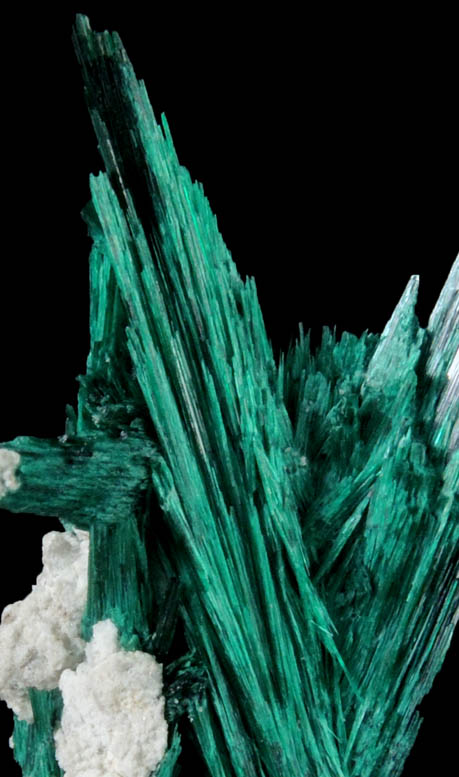 Brochantite from Milpillas Mine, Cuitaca, Sonora, Mexico