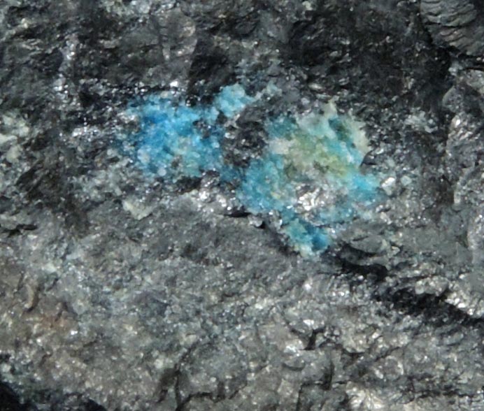 New Mineral (= Magnesium-free analog of O'Danielite) on Schneiderhhnite from Tsumeb Mine, 45 Level, 3rd Oxide Zone, Otavi-Bergland District, Oshikoto, Namibia (Type Locality for Schneiderhhnite)