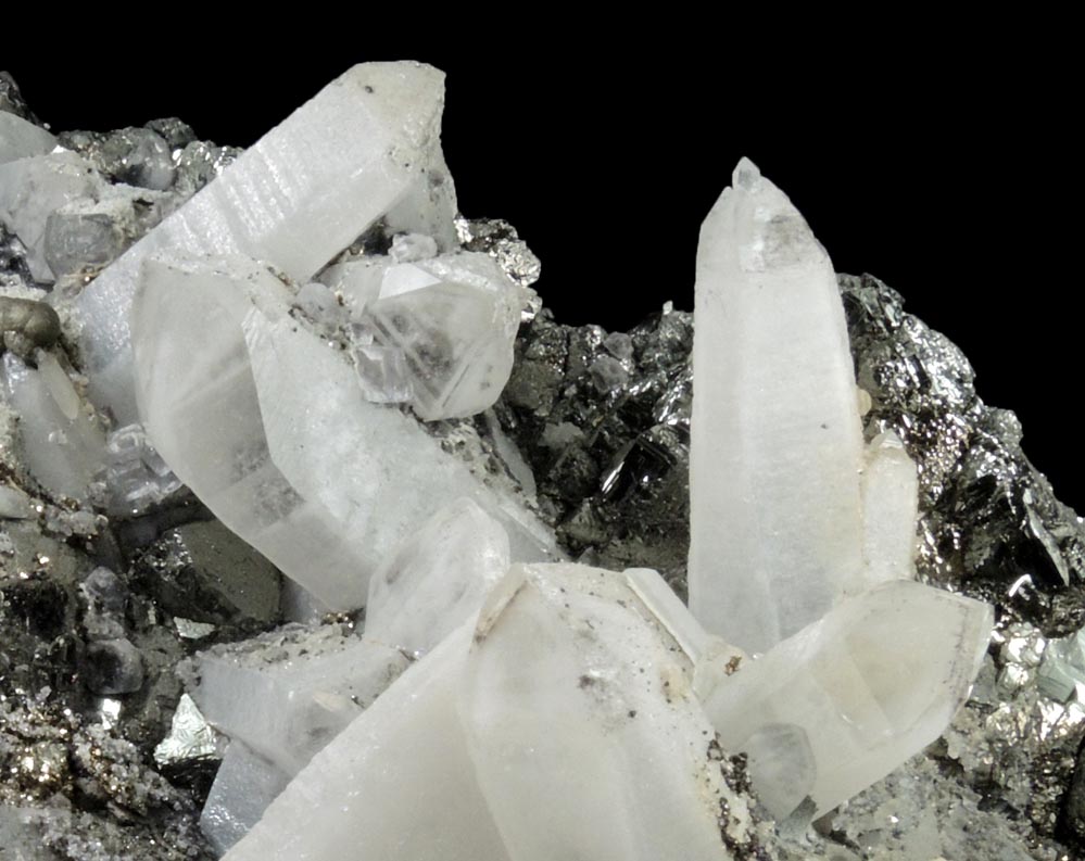 Stannite and Quartz from Yaogangxian Mine, Nanling Mountains, Hunan, China