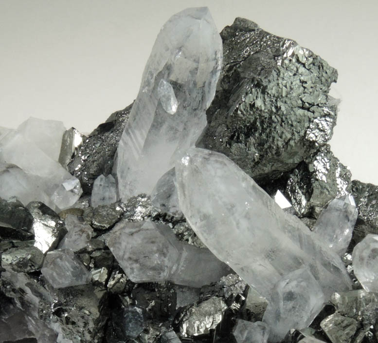 Stannite and Quartz from Yaogangxian Mine, Nanling Mountains, Hunan, China