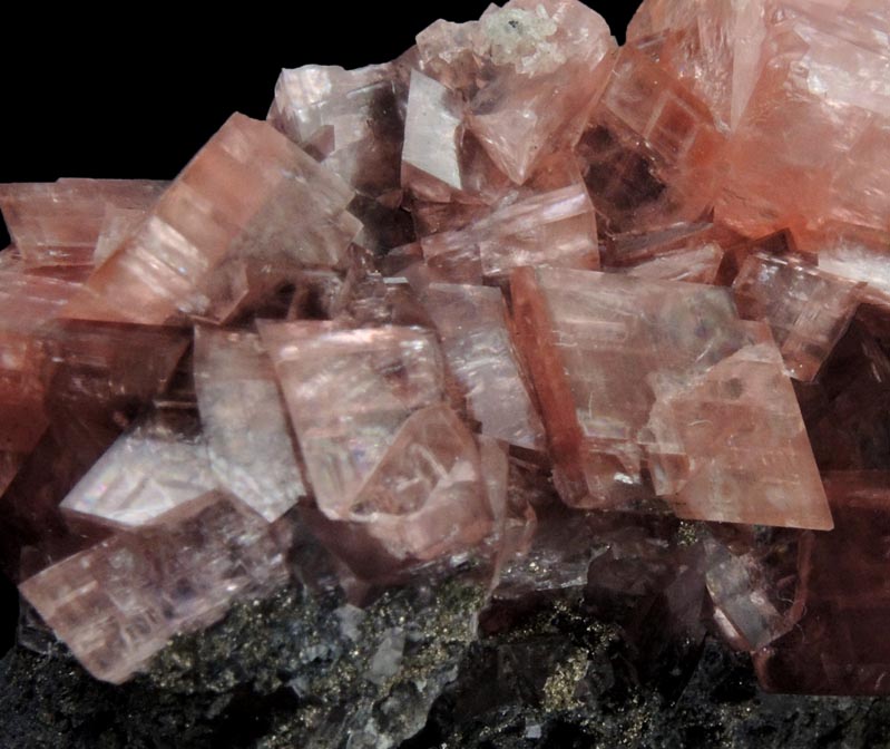 Smithsonite from Tsumeb Mine, 3rd Oxide Zone, Otavi-Bergland District, Oshikoto, Namibia