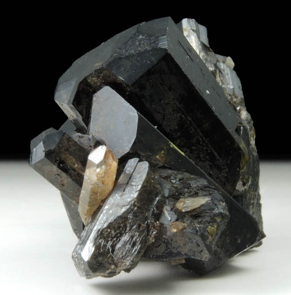 Epidote (twinned crystals) with Quartz from Green Monster Mountain-Copper Mountain area, south of Sulzer, Prince of Wales Island, Alaska