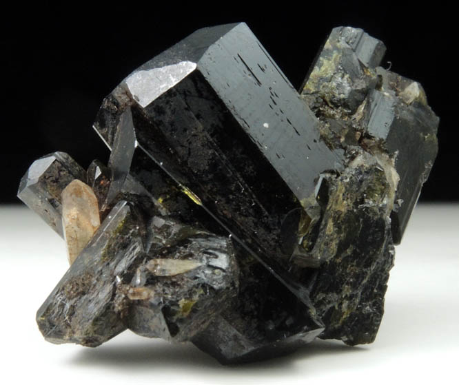 Epidote (twinned crystals) with Quartz from Green Monster Mountain-Copper Mountain area, south of Sulzer, Prince of Wales Island, Alaska