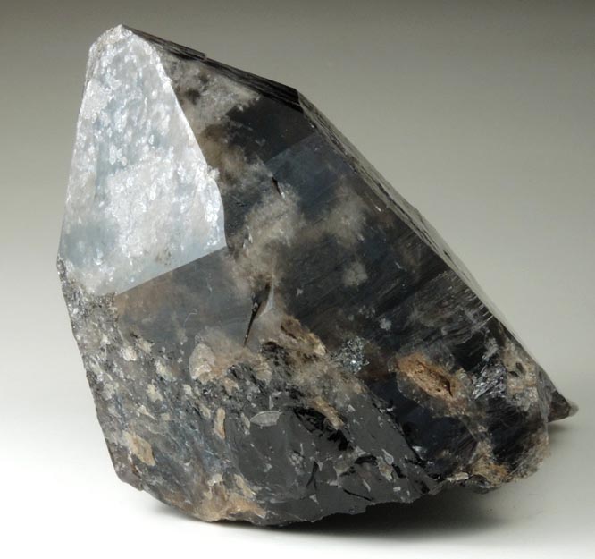 Quartz var. Smoky Quartz from Hobbs Brook, east slope of Blue Mountain, Albany, Carroll County, New Hampshire