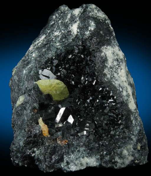 Chrysoberyl on Taramite from Tsitondroina, Fianarantsoa, Madagascar