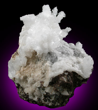 Chabazite-Ca, Stilbite-Ca, Mesolite, Thomsonite-Ca from Goble, Columbia County, Oregon