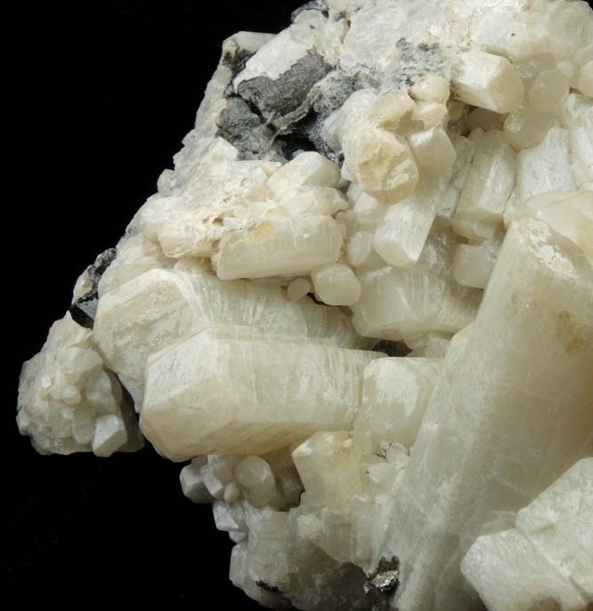 Scapolite from Bear Lake, Litchfield, Qubec, Canada