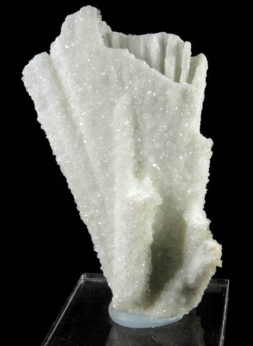 Quartz pseudomorph after Anhydrite from Prospect Park Quarry, Prospect Park, Passaic County, New Jersey