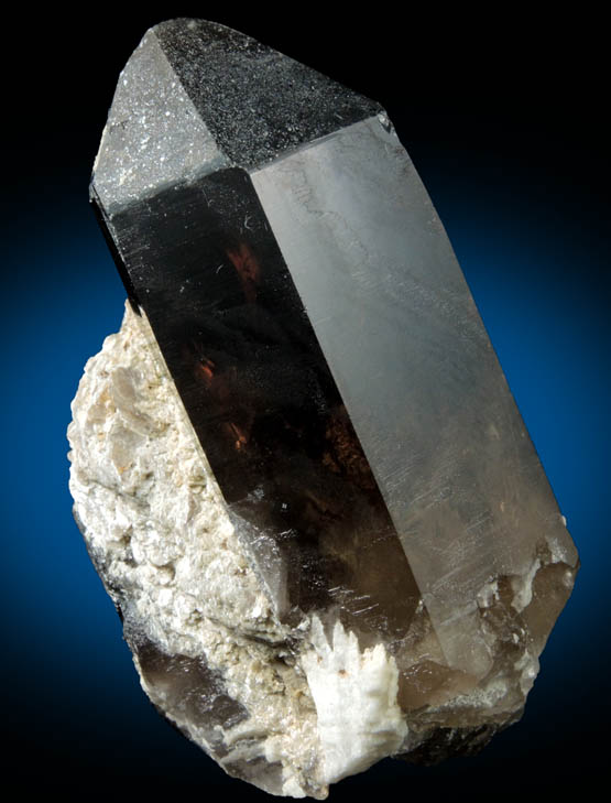 Quartz var. Smoky Quartz (Dauphin Law Twin) from Moat Mountain, west of North Conway, Carroll County, New Hampshire