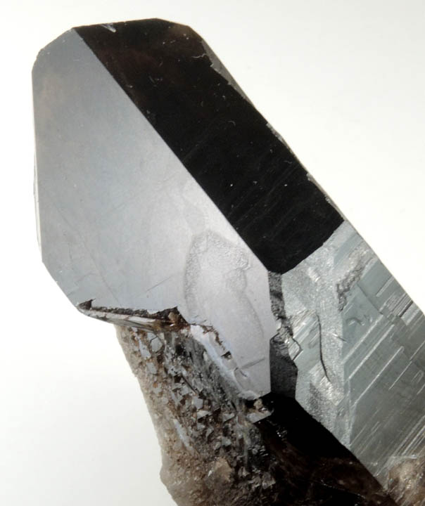 Quartz var. Smoky Quartz (Dauphin Law Twin) from Moat Mountain, west of North Conway, Carroll County, New Hampshire