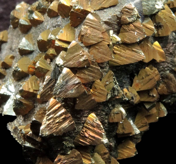 Sphalerite with epitaxial overgrowth of Chalcopyrite from Tri-State Lead-Zinc Mining District, near Joplin, Jasper County, Missouri