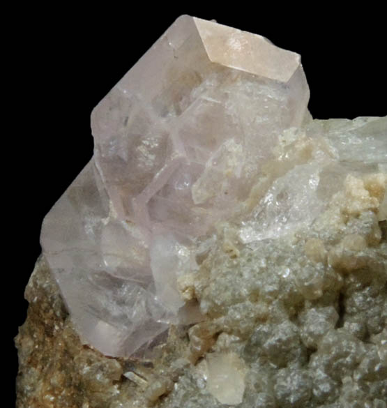 Fluorapatite (Hebron-style crystals) with Cookeite from Mount Rubellite, Hebron, Oxford County, Maine (Type Locality for Cookeite)