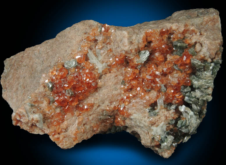 Grossular Garnet with Clinochlore and Diopside from Val d'Ala, Piemonte, Italy
