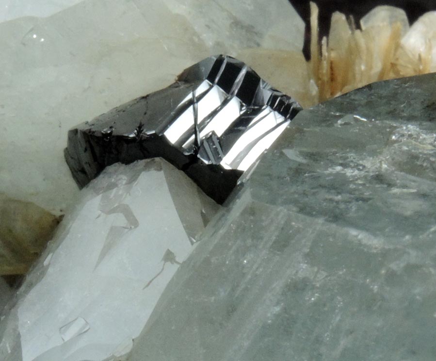 Cassiterite on Beryl var. Aquamarine and Muscovite from Xuebaoding Mountain near Pingwu, Sichuan Province, China