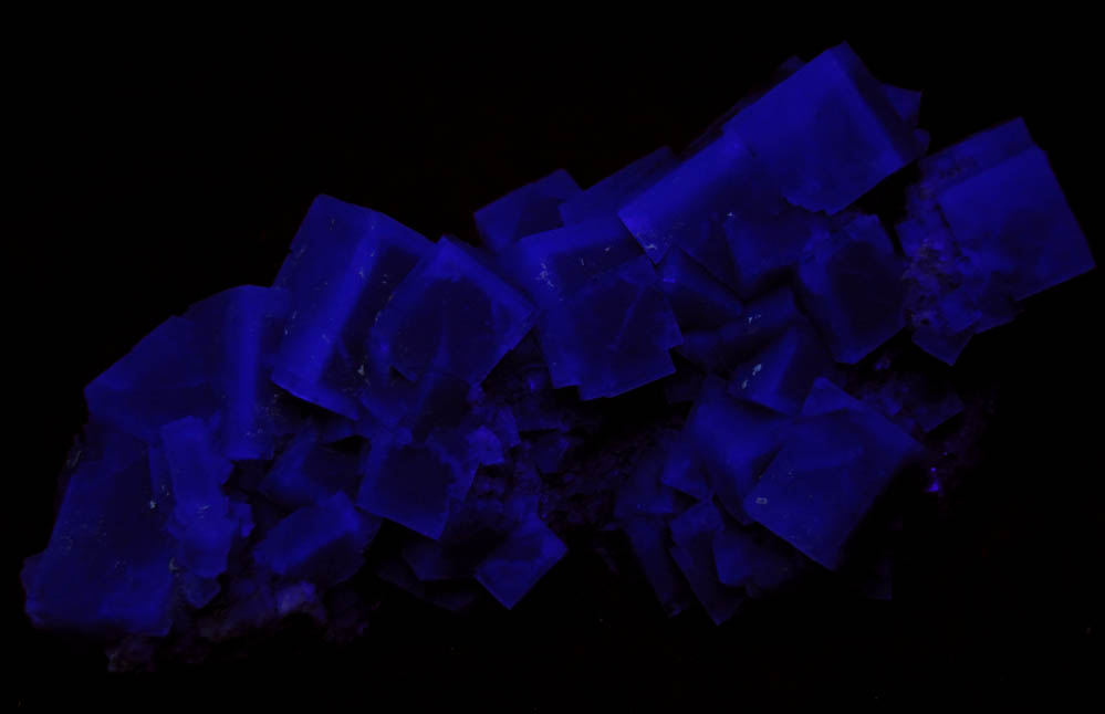 Fluorite with internal phantom-growth zones from Linda Prospect, near Montgomery Pass, Buena Vista District, Mineral County, Nevada