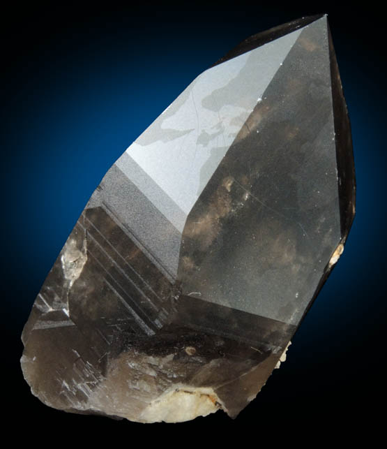 Quartz var. Smoky Quartz (Dauphin Law Twin) from Moat Mountain, west of North Conway, Carroll County, New Hampshire