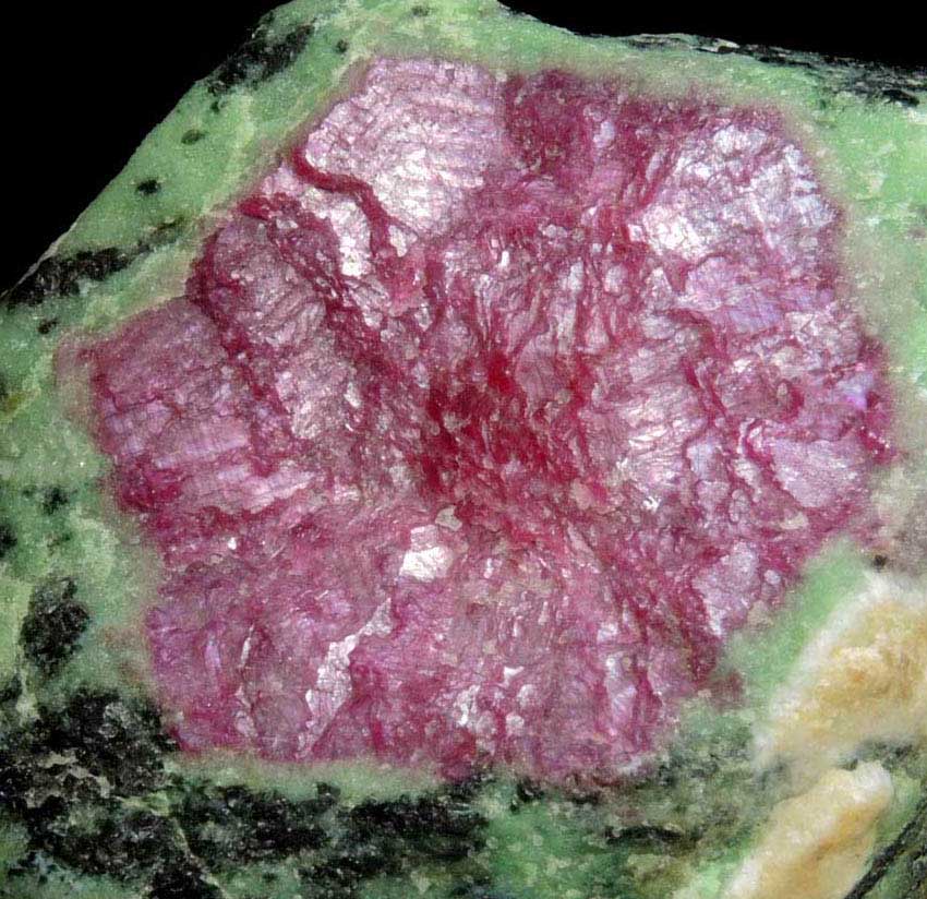 Ruby in Zoisite (Corundum, variety Ruby) from Longido, Arusha, Tanzania