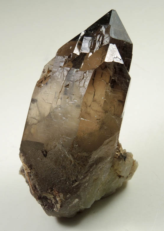 Quartz var. Smoky Quartz (Dauphin Law Twins) from Government Pit, south of Moat Mountain, Albany, Carroll County, New Hampshire