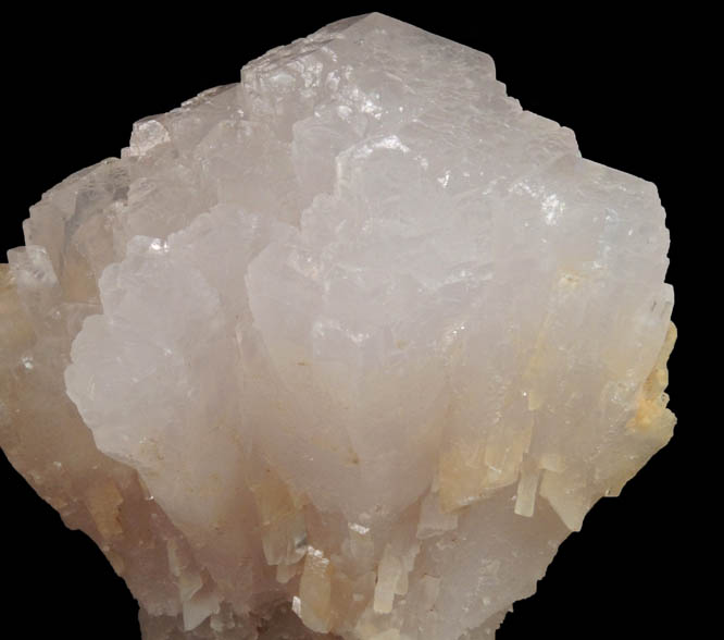 Calcite var. Manganocalcite from Dalnegorsk, Primorskiy Kray, Russia