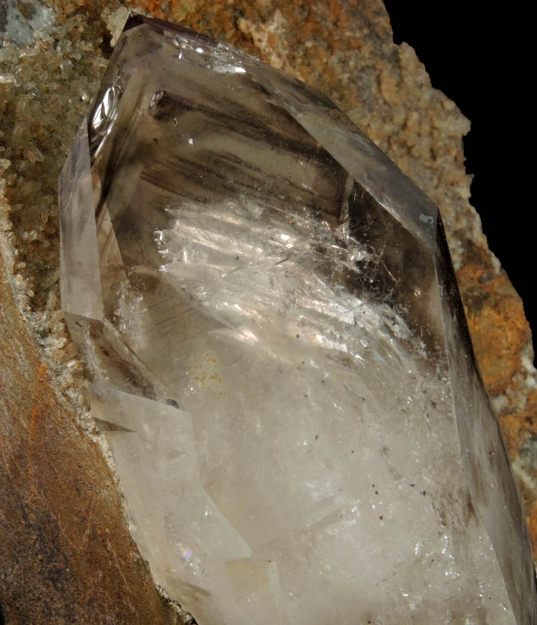 Quartz var. Smoky-Amethyst with phantom-growth zoning from Goboboseb Mountains, 43 km west of Brandberg Mountain, Erongo region, Namibia