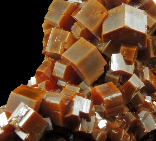 Vanadinite from Mibladen, Haute Moulouya Basin, Zeida-Aouli-Mibladen belt, Midelt Province, Morocco