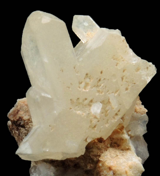 Cerussite (twinned crystals) from Bunker Hill Mine, Level 9, Coeur d'Alene District, Shoshone County, Idaho