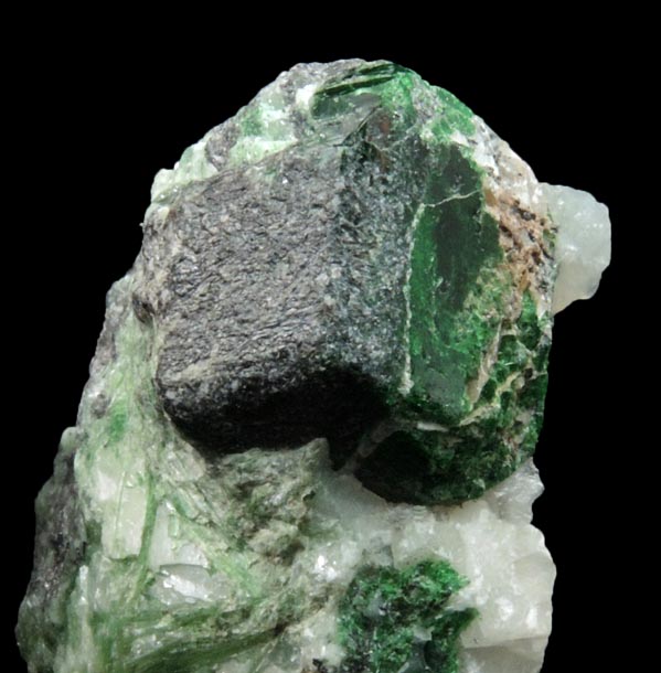 Uvarovite with Chromite inclusions from Outukumpu, Pohjois-Karjala, Finland